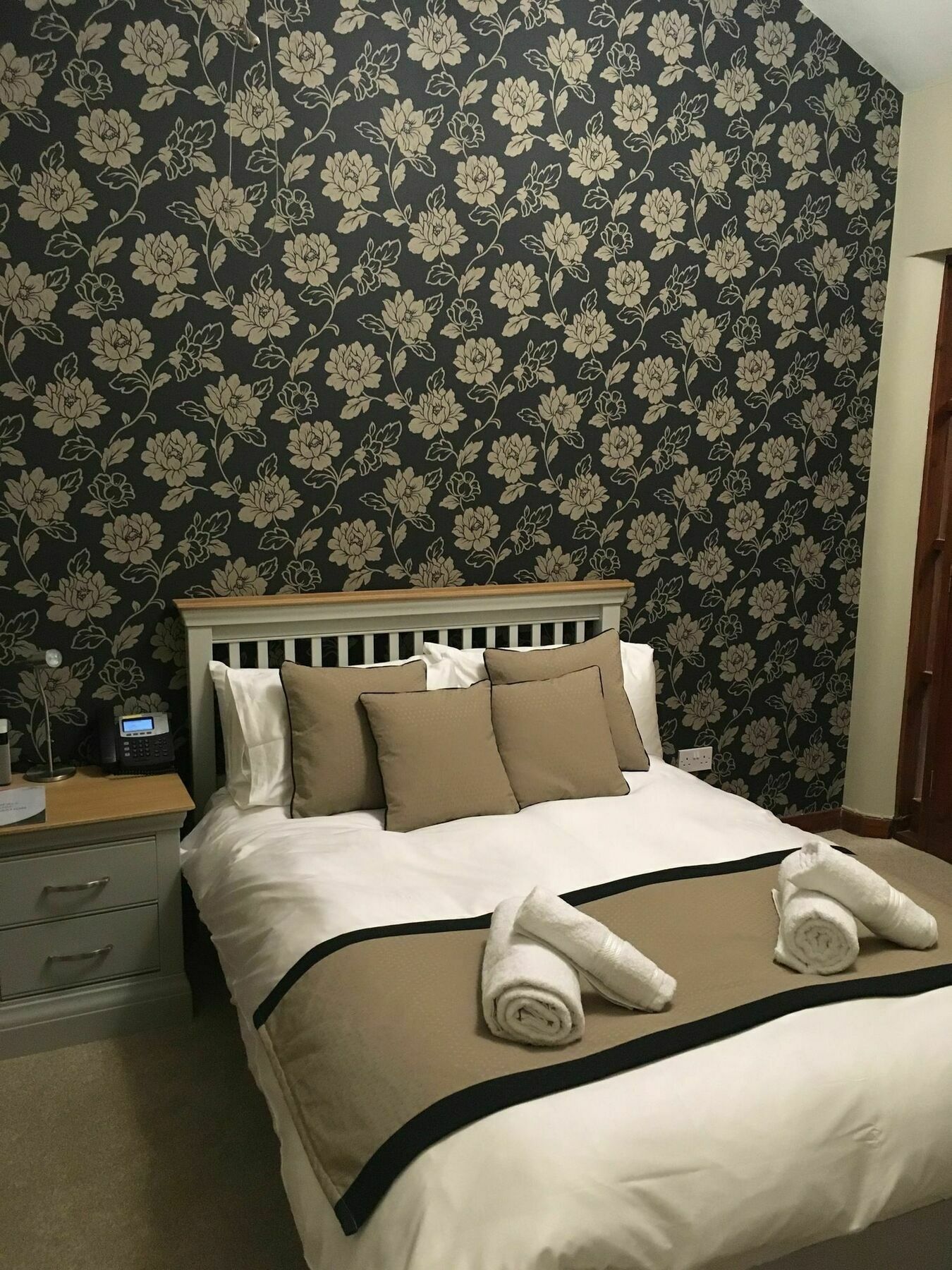 كيلتنهام Glenfall House المظهر الخارجي الصورة
