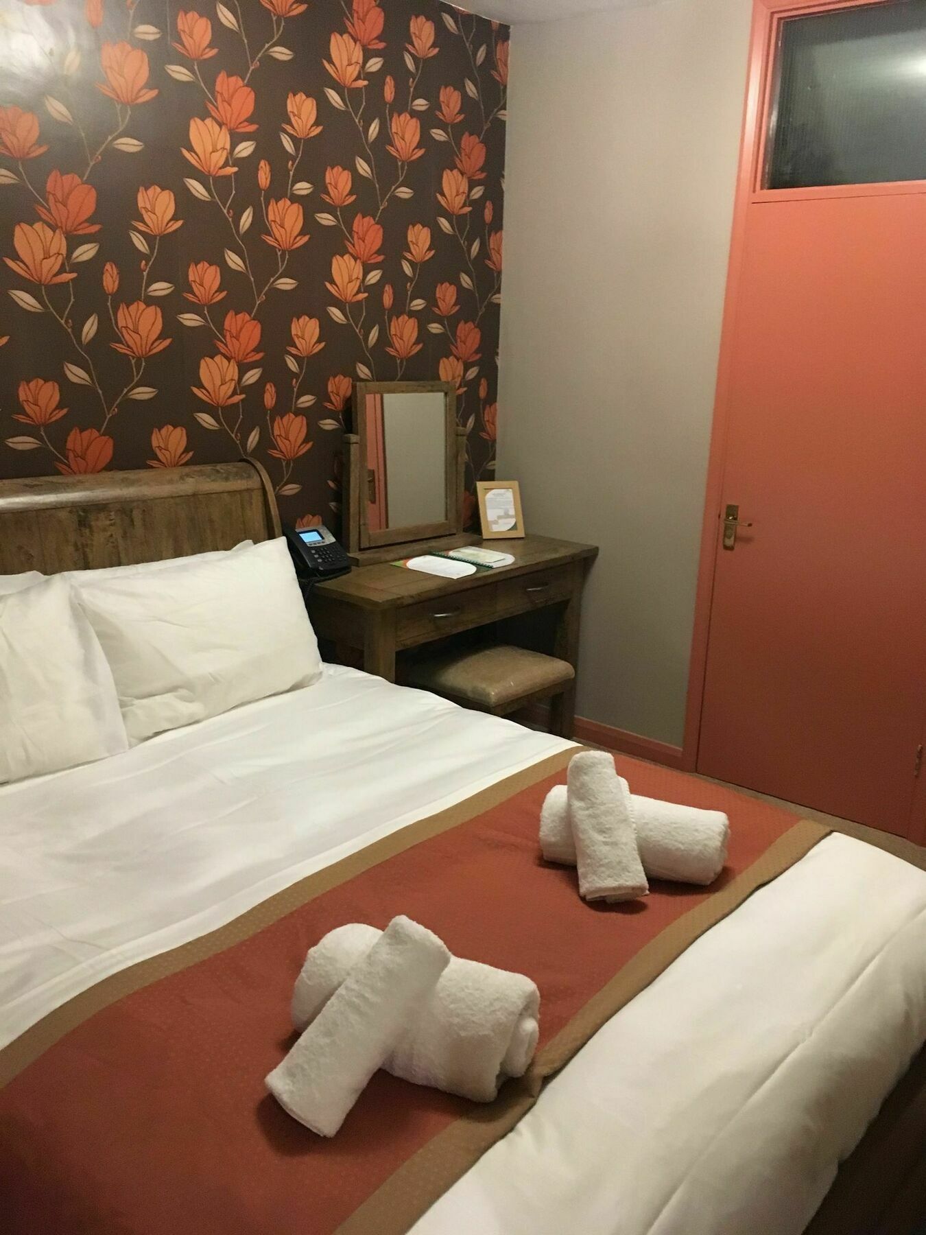 كيلتنهام Glenfall House المظهر الخارجي الصورة
